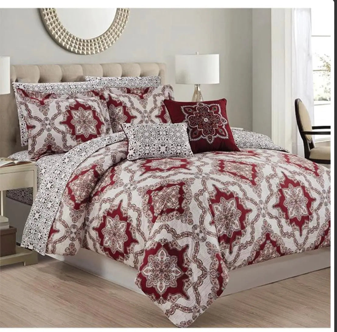 Linen World BEAUTIFUL 9 PIECE  OVERSIZED COMFORTER SET. SHEETS INCLUDED