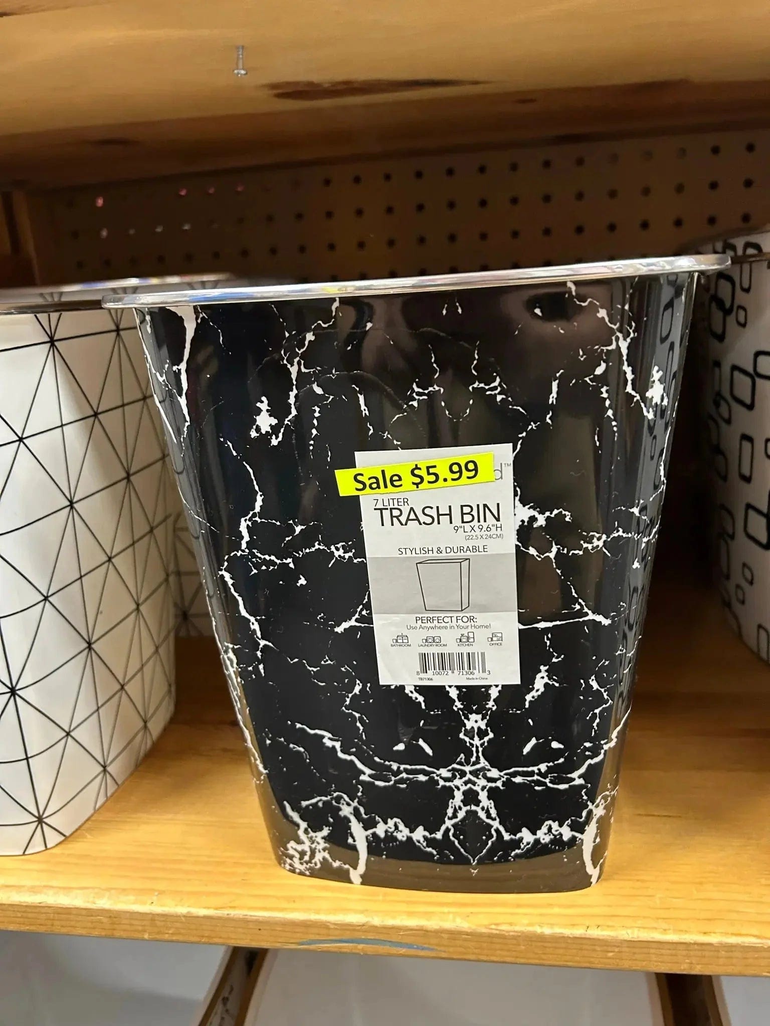 Linen World Black Marble 7L Trash Bin