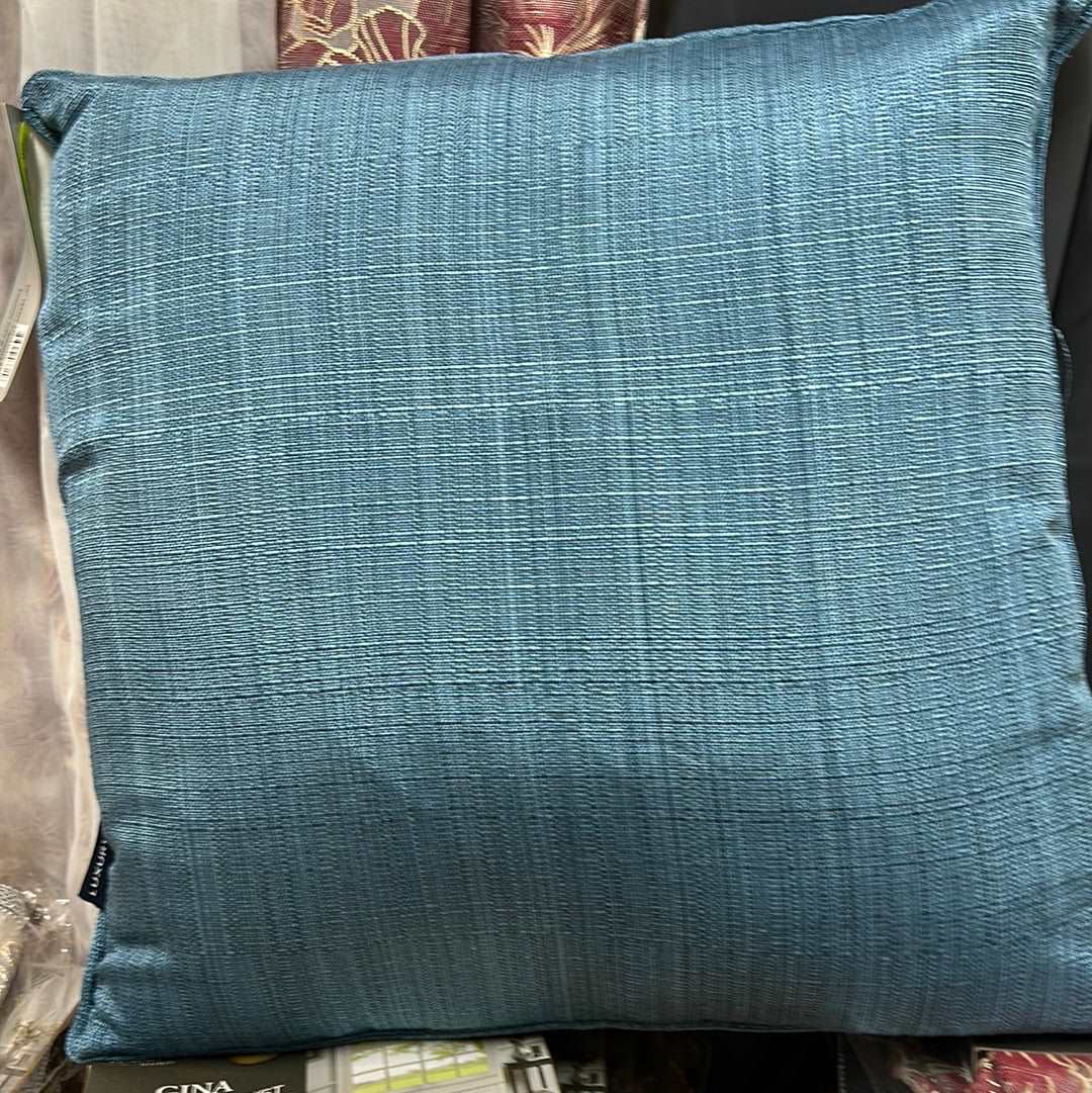 Linen World “Morgan” Luxury Throw Pillow