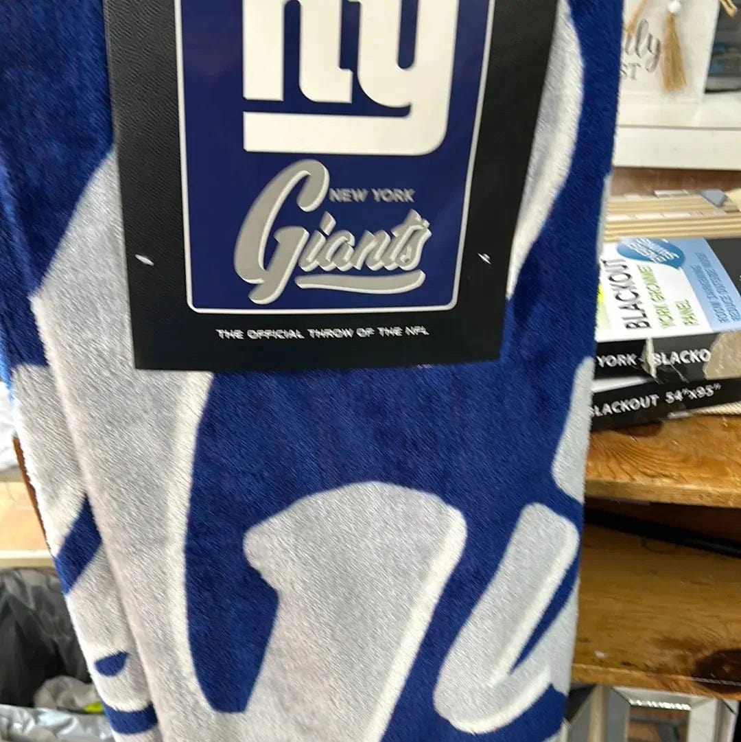 Linen World NY Giants NFL Plush Throw Blanket