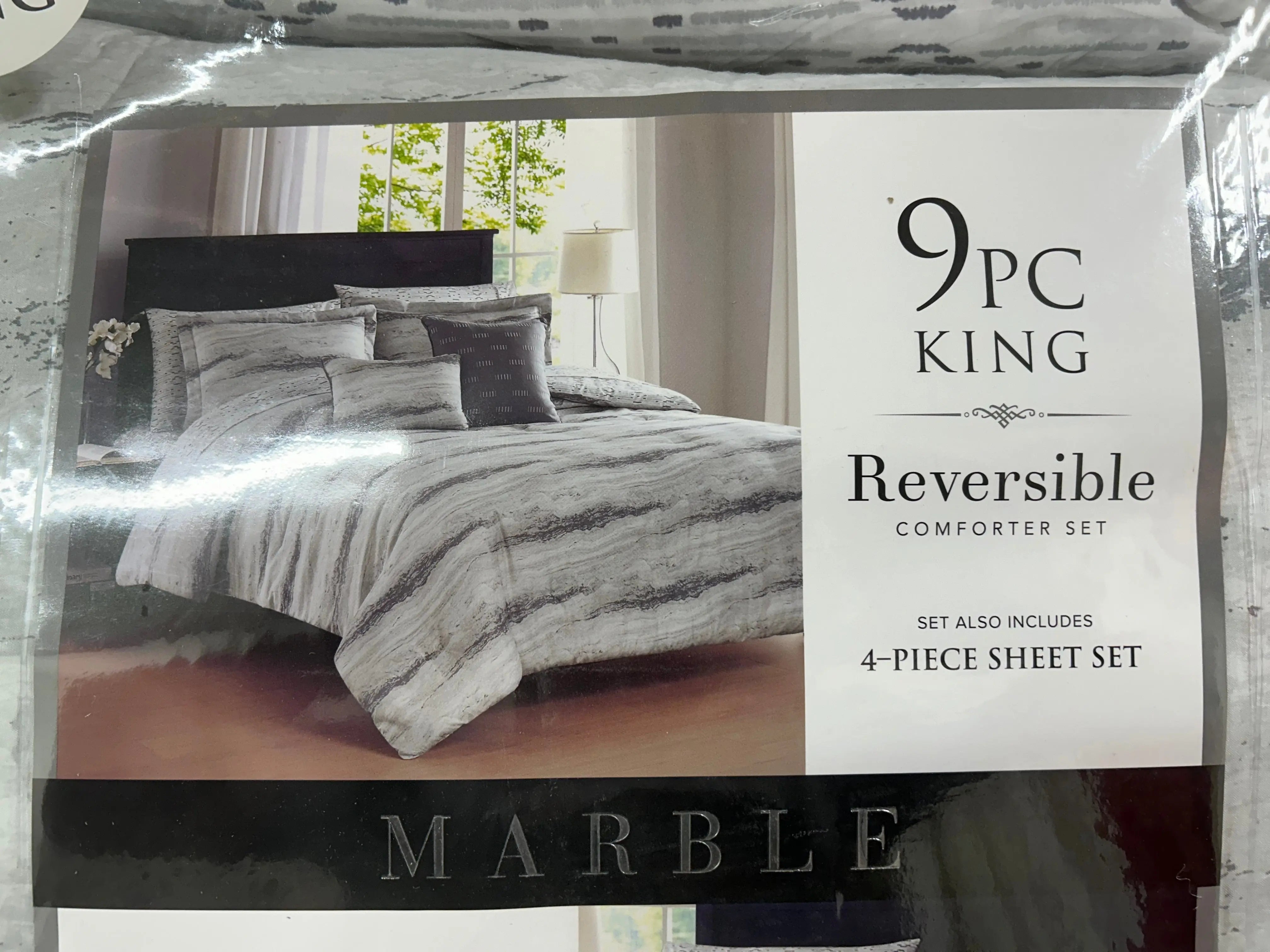 Linen World Queen / Marble BEAUTIFUL 9 PIECE  OVERSIZED COMFORTER SET. SHEETS INCLUDED