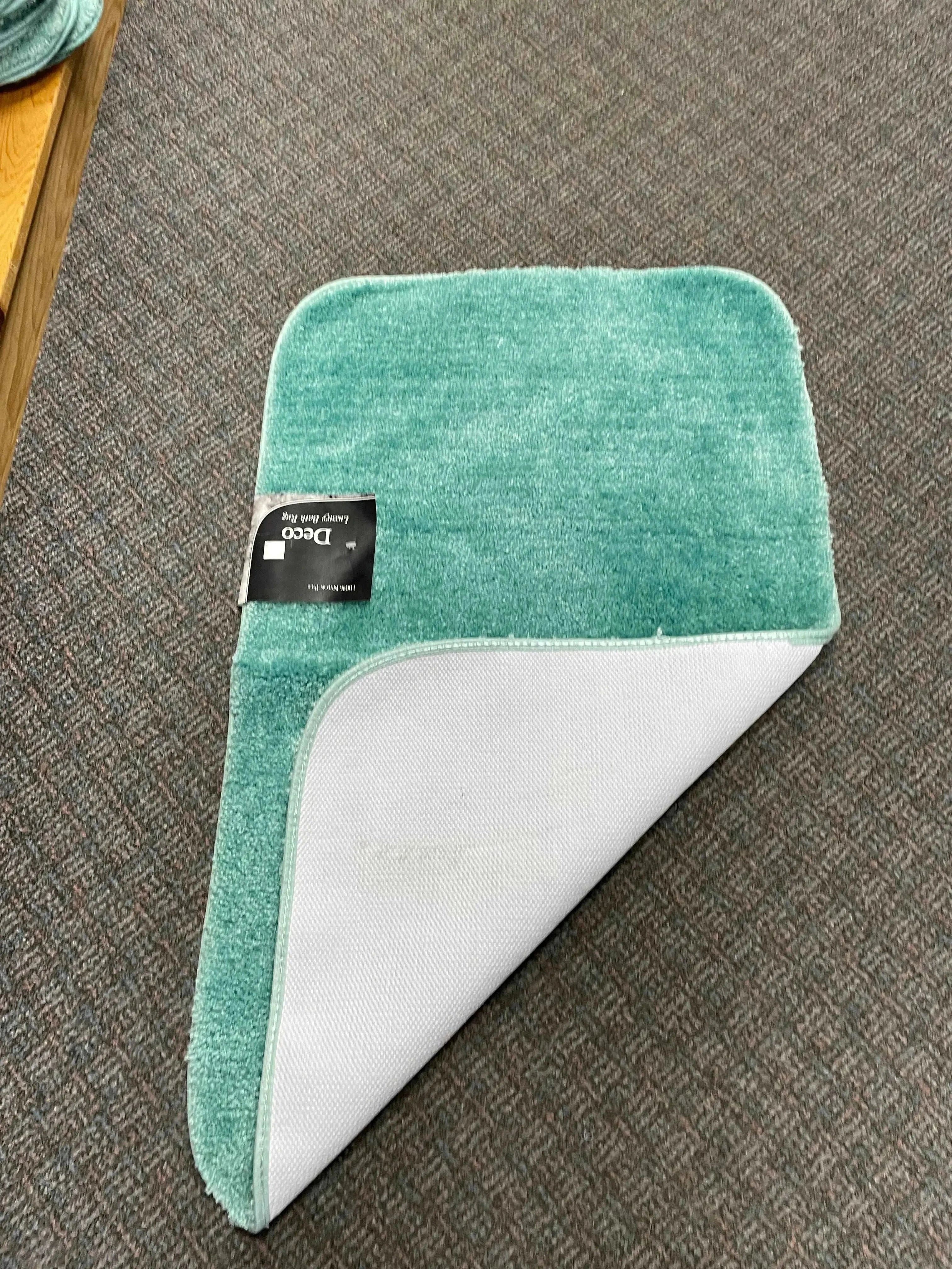 Linen World bathroom rugs Seafoam / 24x40 Thick bathroom rugs