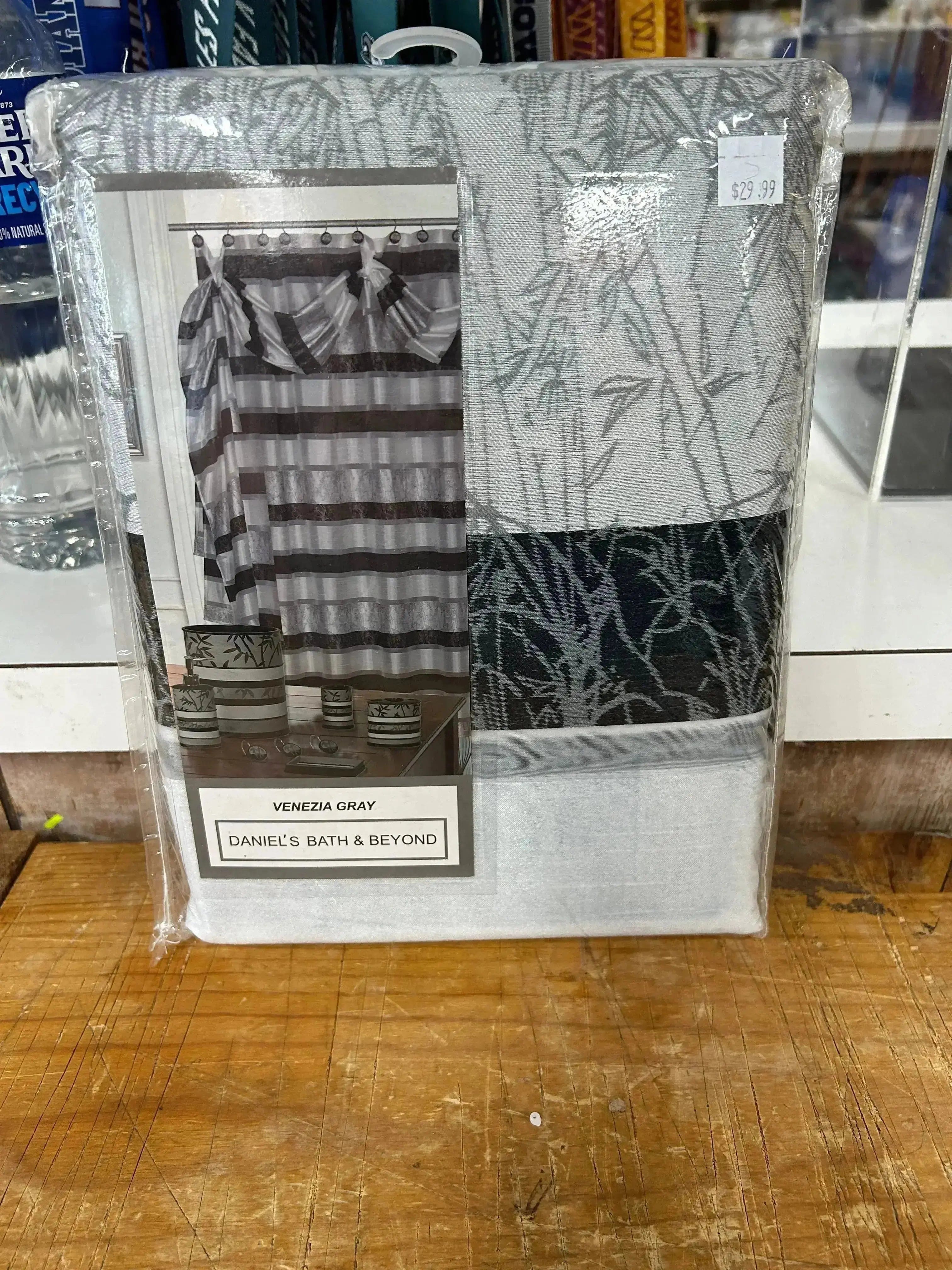 Linen World Venezia Gray Shower Curtain with Scarf